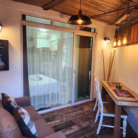 The Rustic Studio Grand Baie Esterno foto